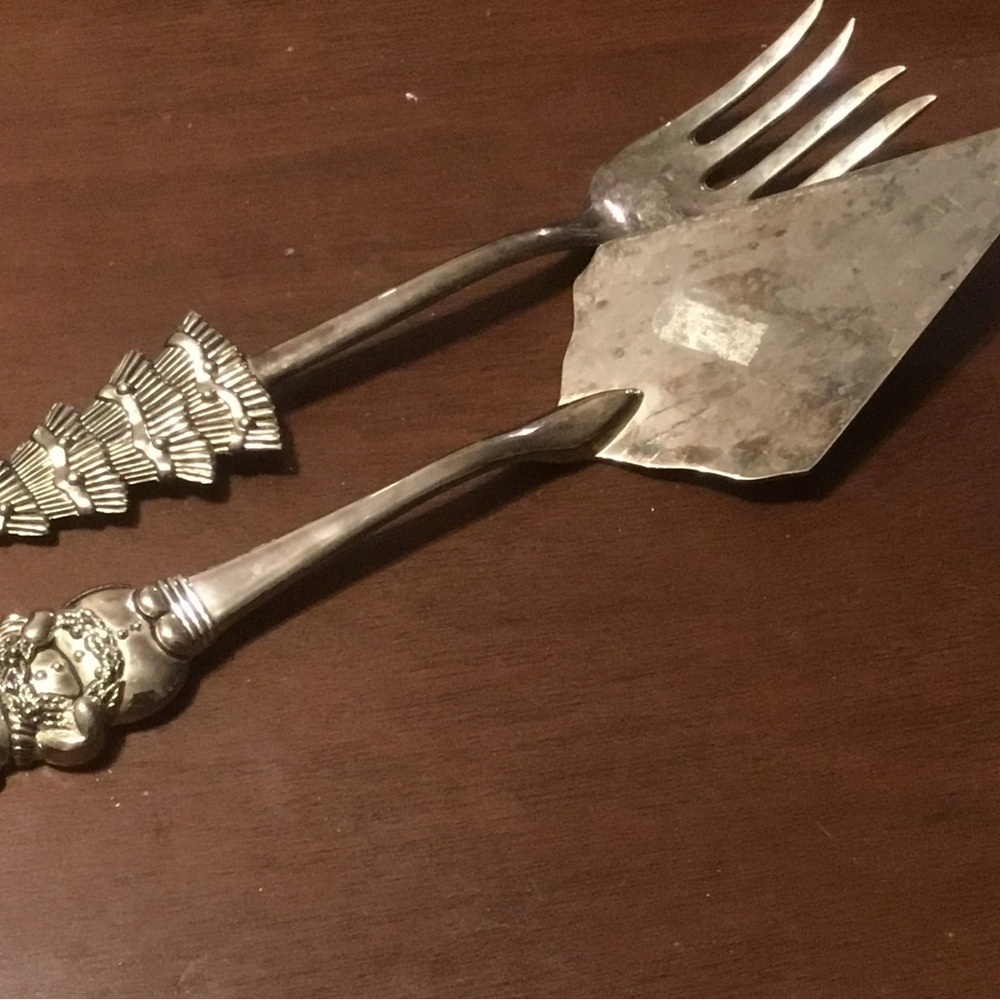 International silver Company Christmas pie server and fork- preloved